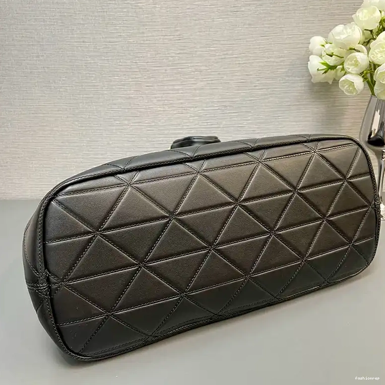 Fashionrepsfam ru 2409YA0129 Bags Prada 0518
